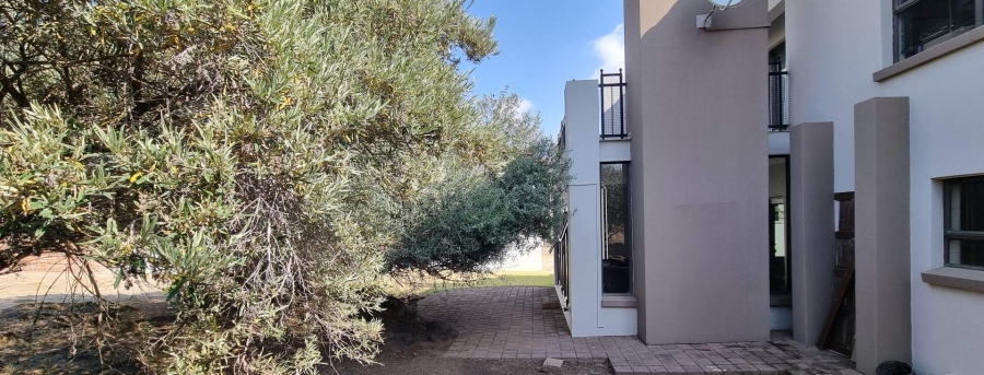 4 Bedroom Property for Sale in Woodland Hills Free State